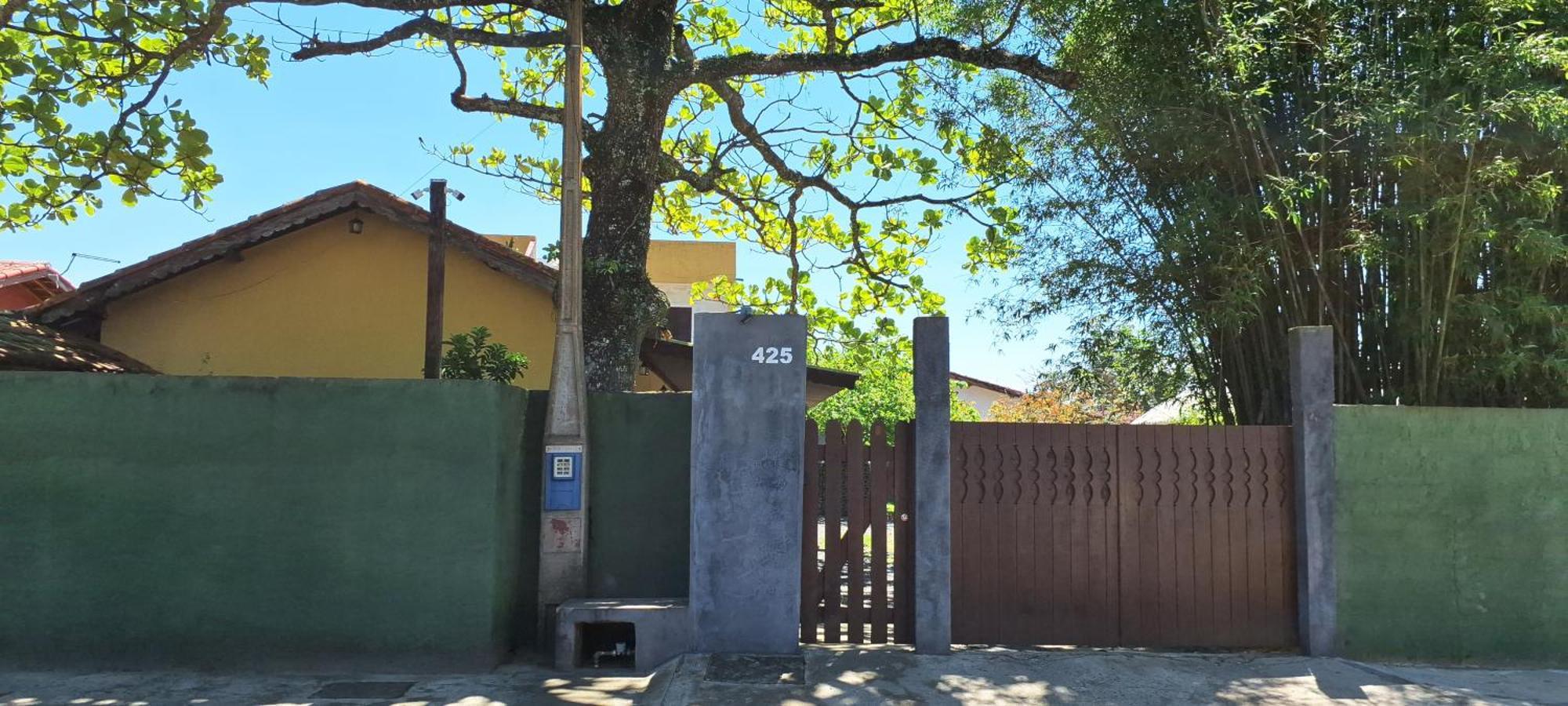 Pousada Chapéu de Sol, 400 metros da Praia, no centro, com estacionamento Ilha Comprida Esterno foto